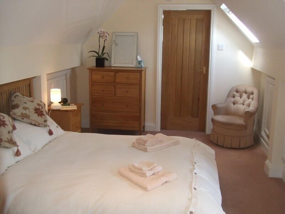 Tibbiwell Lodge - B&B 5/16