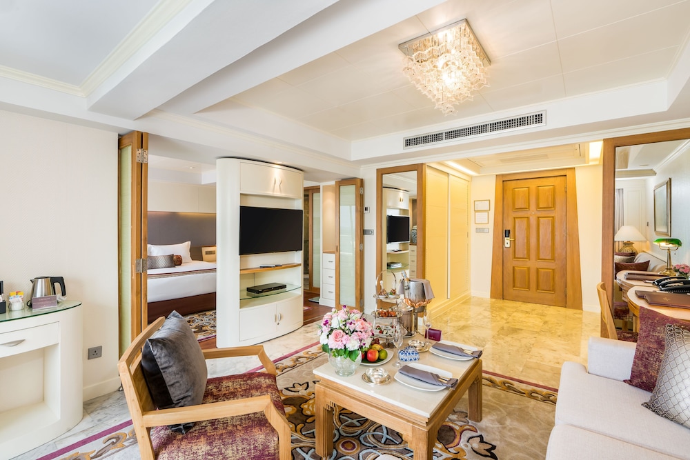Royal Wing Suites Spa 55/82