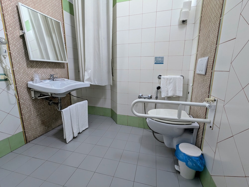 Hotel Soggiorno Athena 63/64