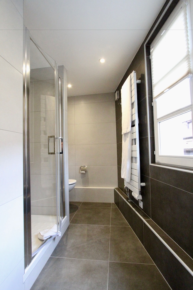 COMFORT, STUDIO, ANNEX