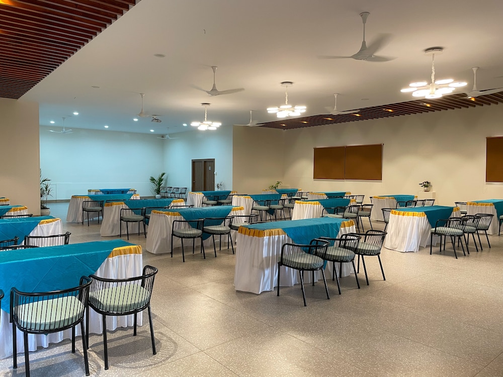 Lords Eco Inn Belagavi 23/25