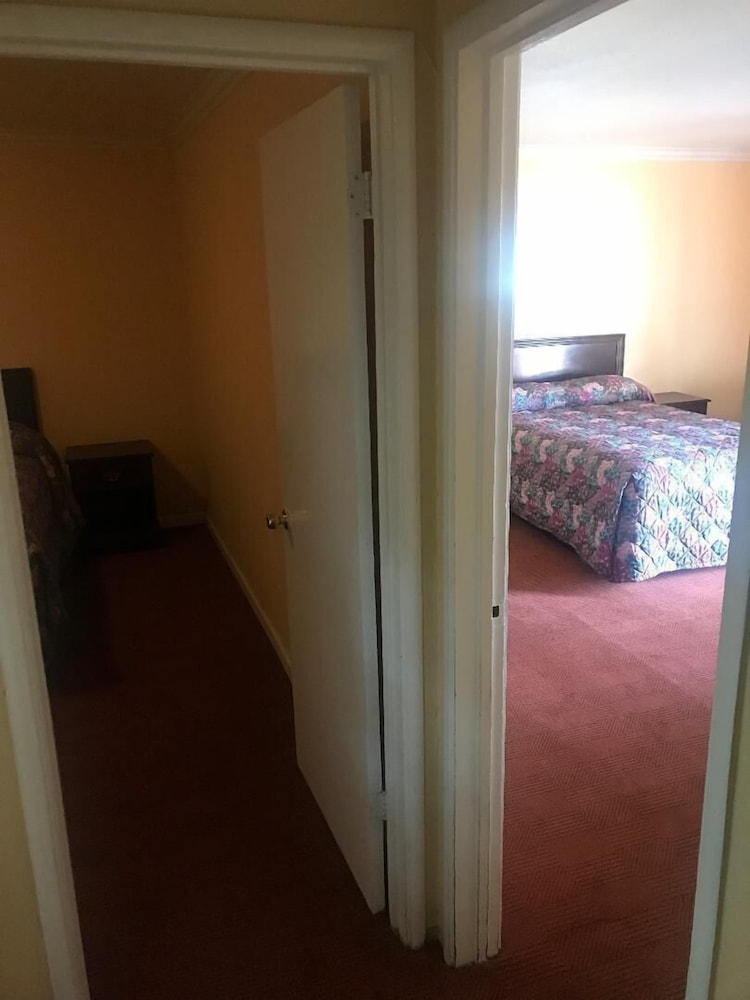 Economy Inn Antioch 11/24
