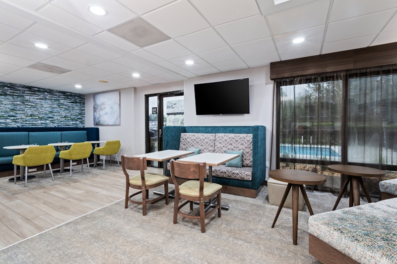 Hampton Inn Perry, FL 37/41