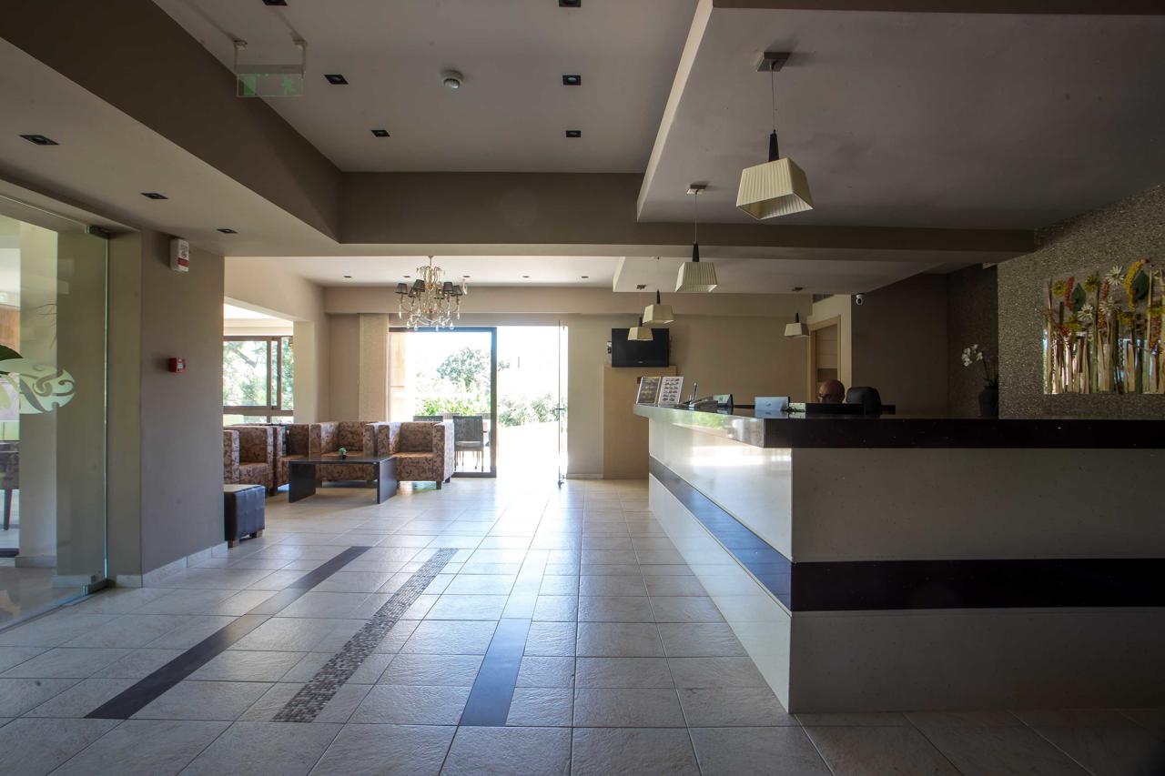 Santa Helena Hotel 21/90