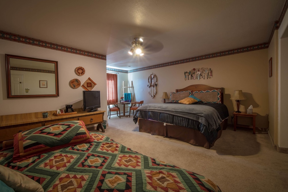 Bryce Trails Bed and Breakfast، سيدار سيتي 18/50