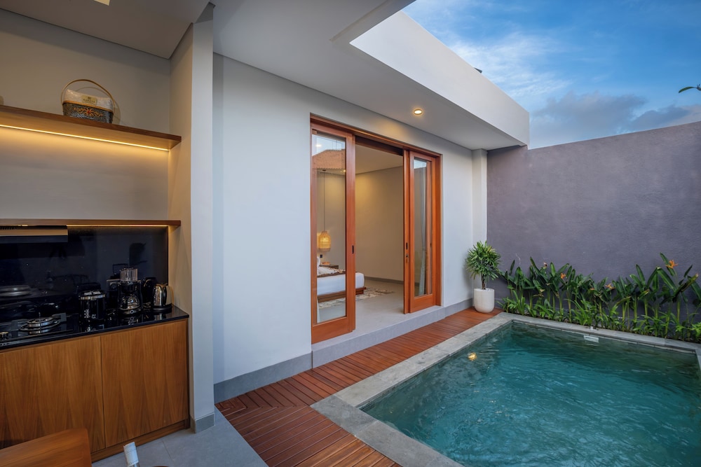 Karaya Villas Umalas 30/40