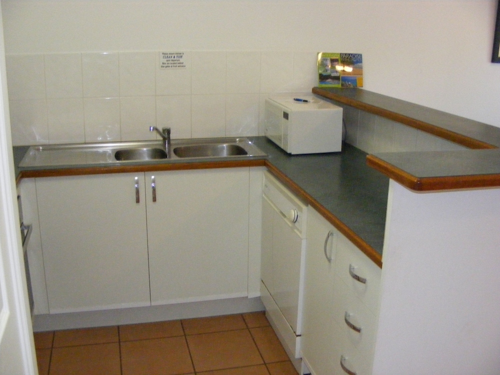 The York Beachfront Holiday Apartments 13/61