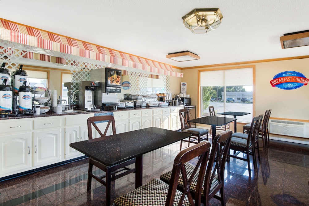 Baymont By Wyndham Sandusky 31/40