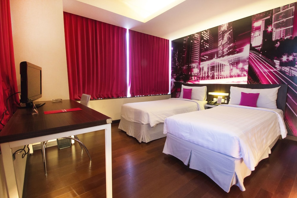 favehotel MEX Tunjungan Surabaya 14/32