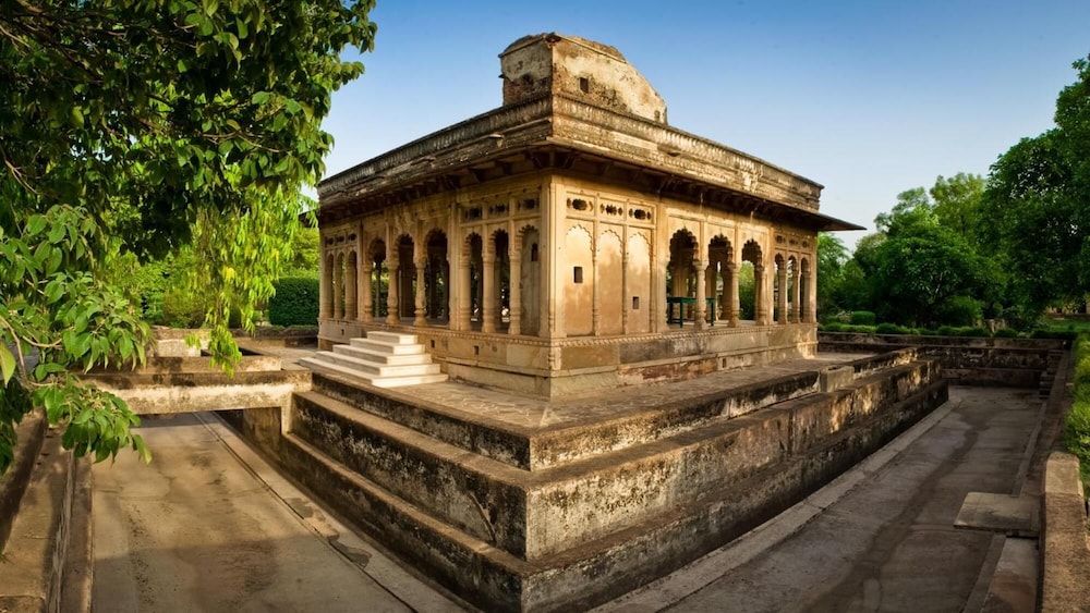 Neemrana's - Deo Bagh 6/48