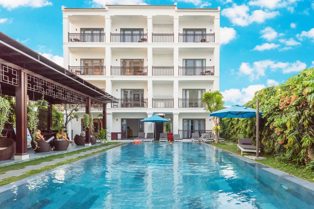 White Lotus Hotel Hoian 4/49