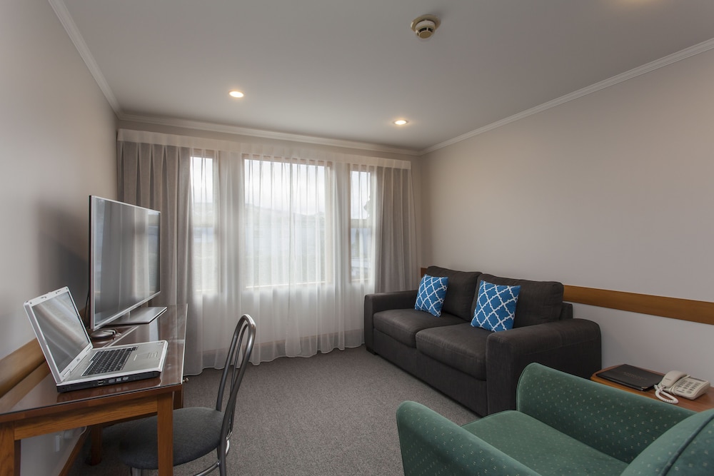 Amross Motel 37/58