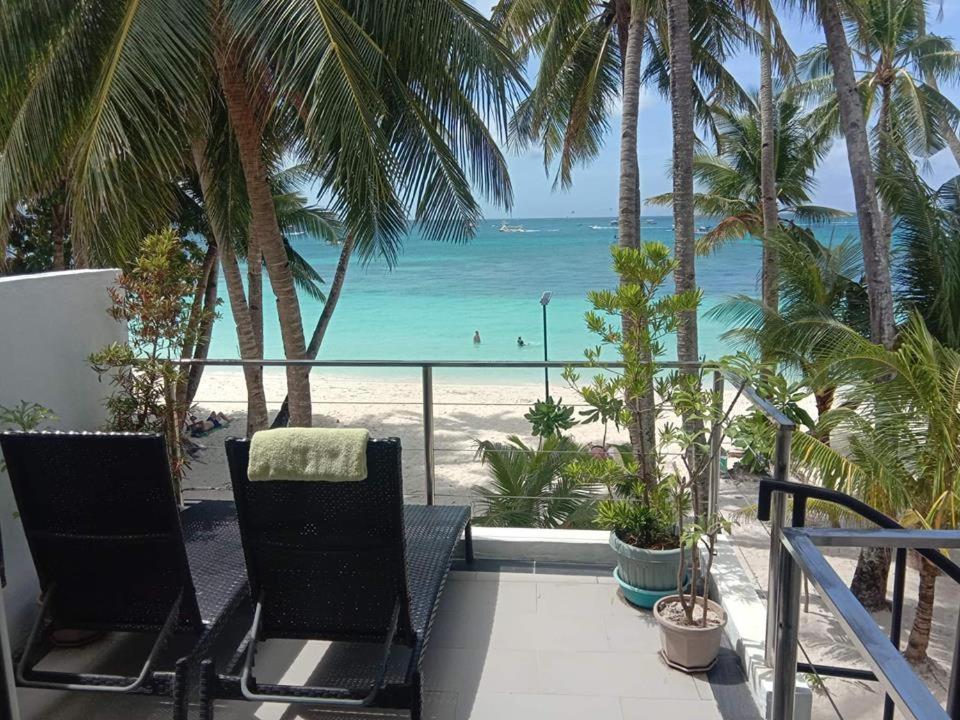Oro Beach Resort 46/50