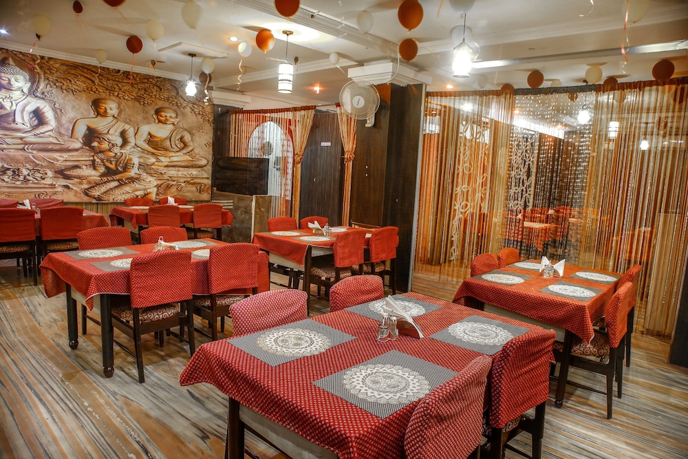 Amaravathi Hotel 16/17