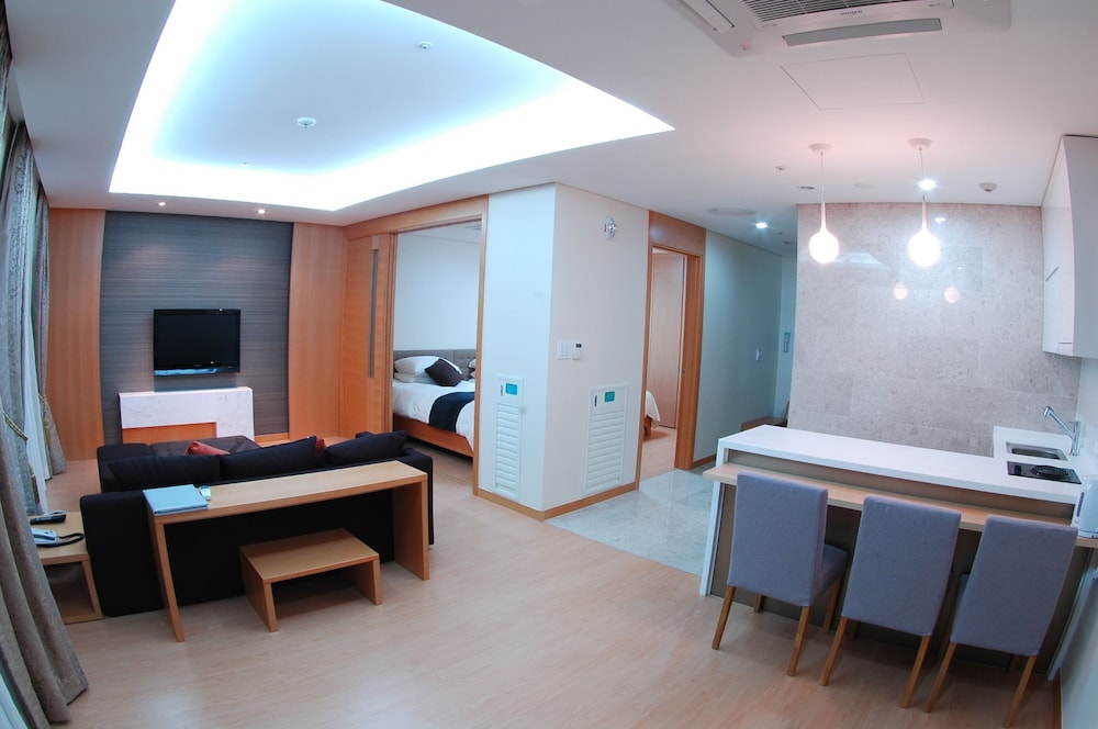 Kumho Jeju Resort 30/62