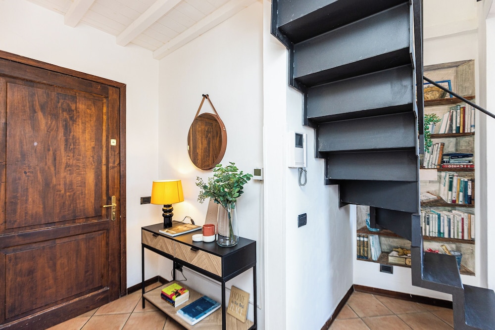 Rental In Rome Rosselli Palace Apartment 5 6/49
