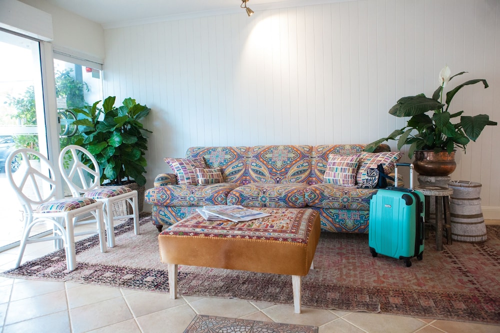 Lord Byron Resort 49/60
