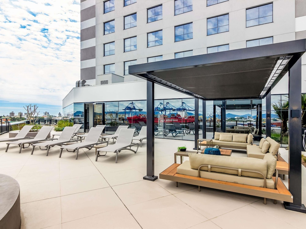 Mercure Itajai Navegantes 42/50