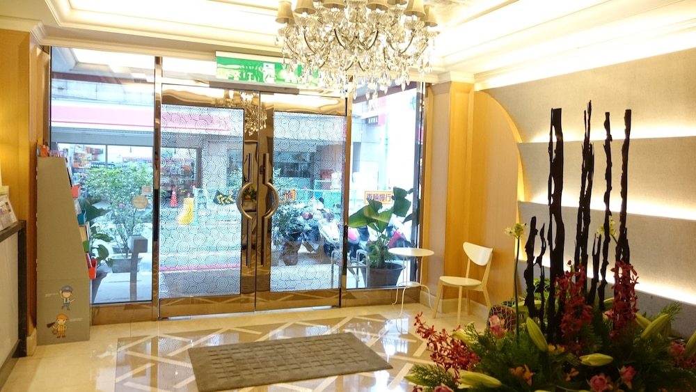 MRT Hotel 8/59