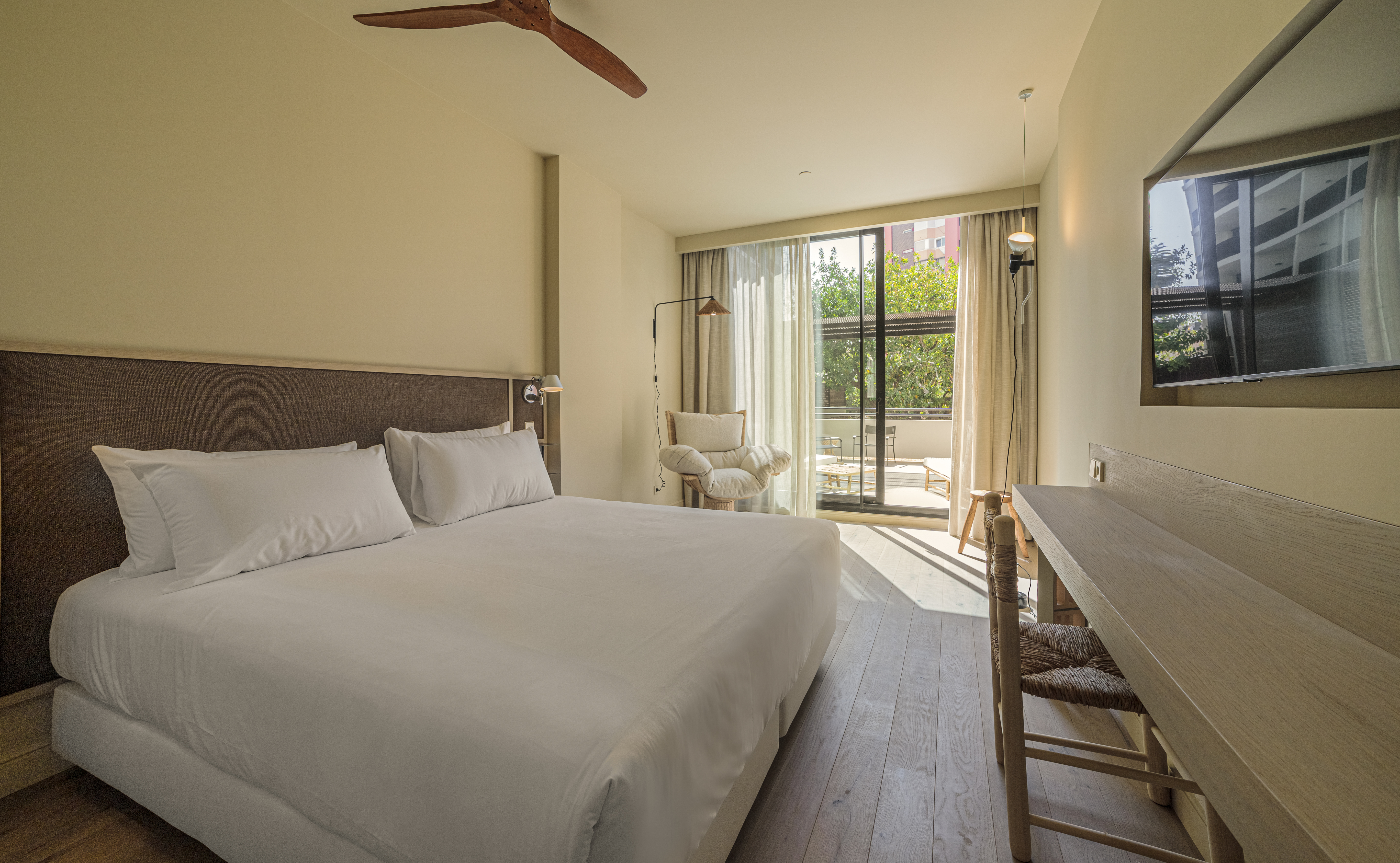 Room, Single, Balcony
