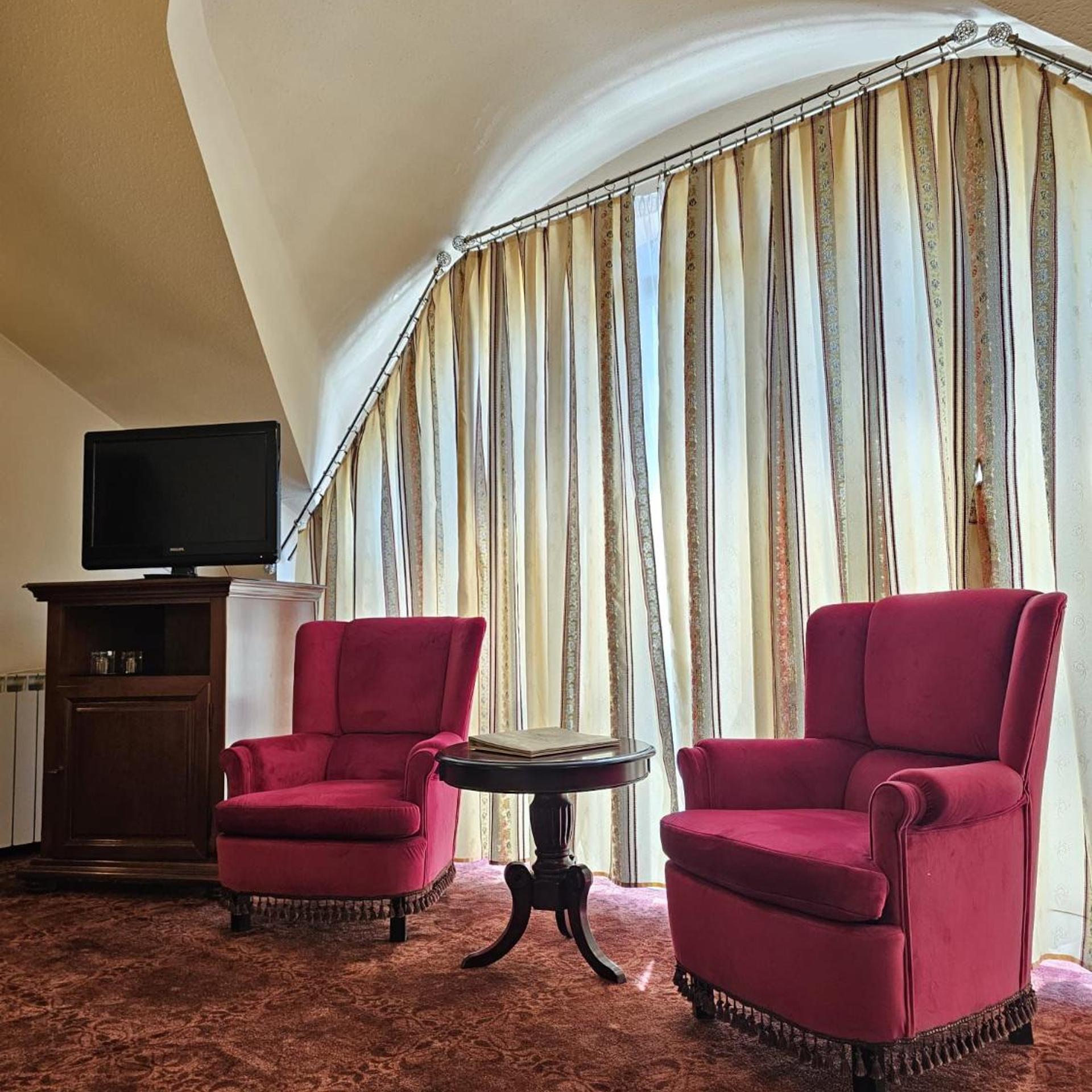 Elite Hotel 29/46
