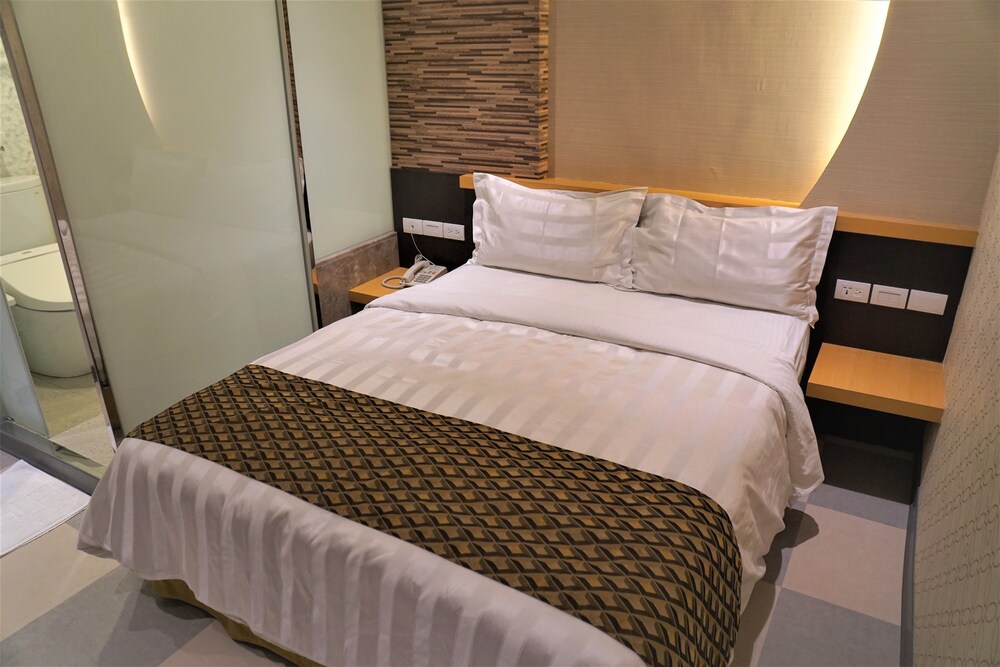 Dahshin Hotel 13/67