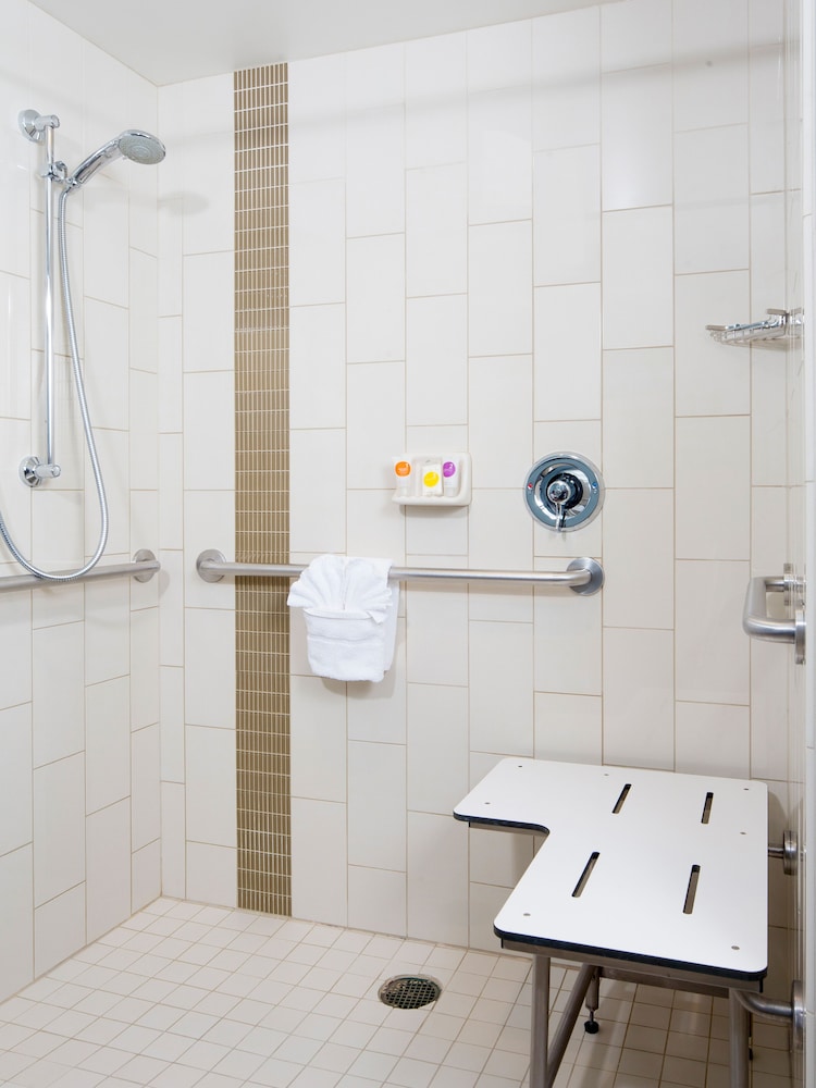 Hyatt Place San Antonio - Northwest/Medical Center 9/76