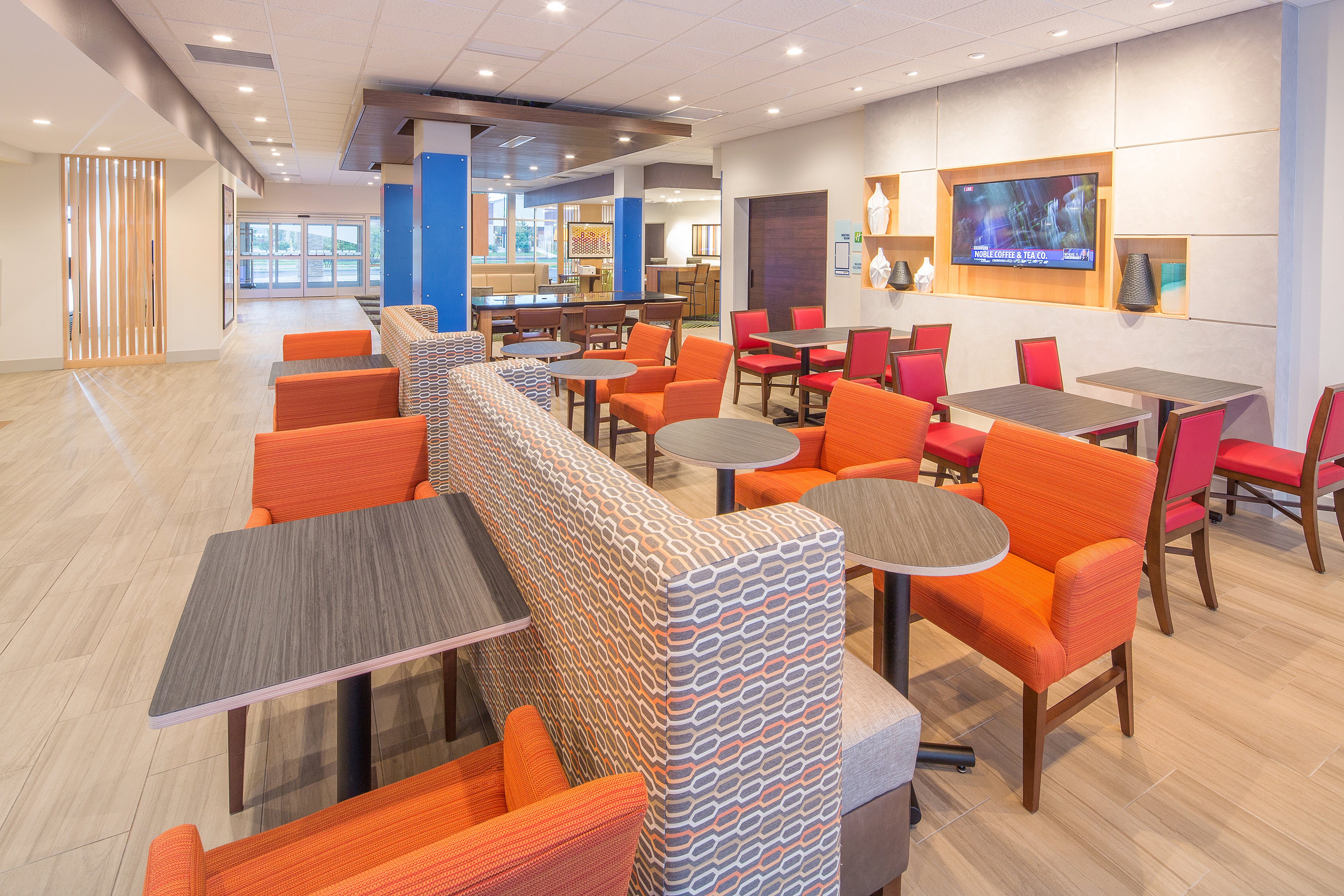 Holiday Inn Express Suites Indianapolis Nw Whitestown 18/23