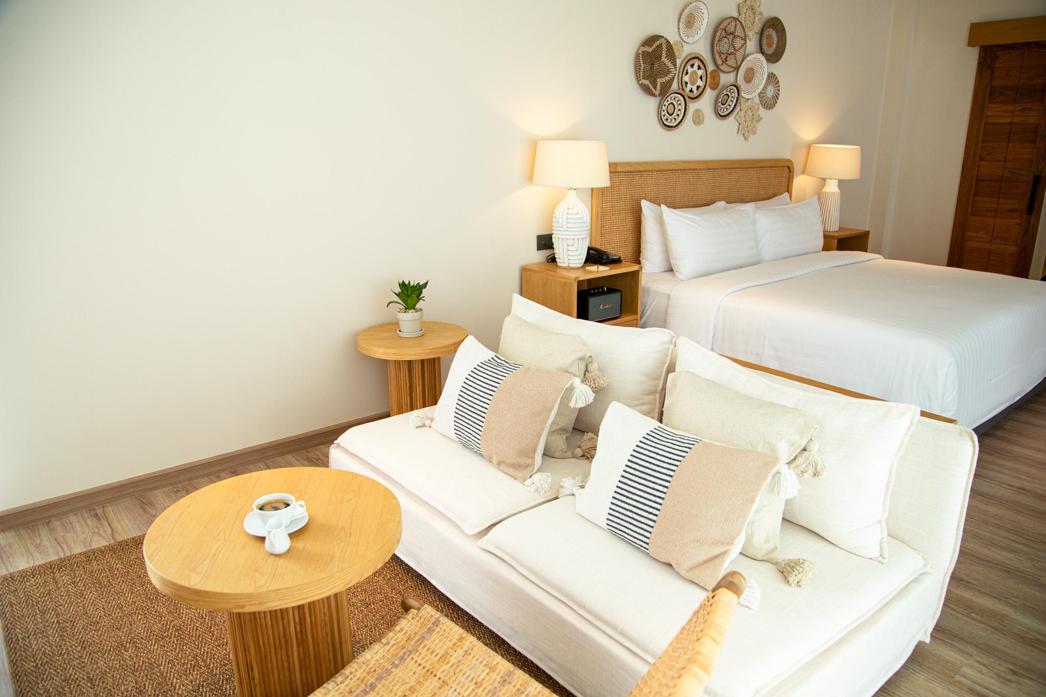 Pool, Executive, Single Bed
