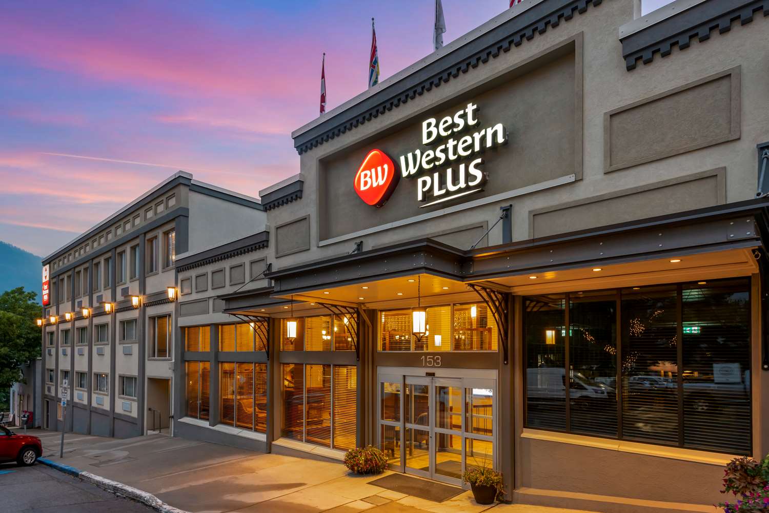 Best Western Plus Baker Street Inn 7/68