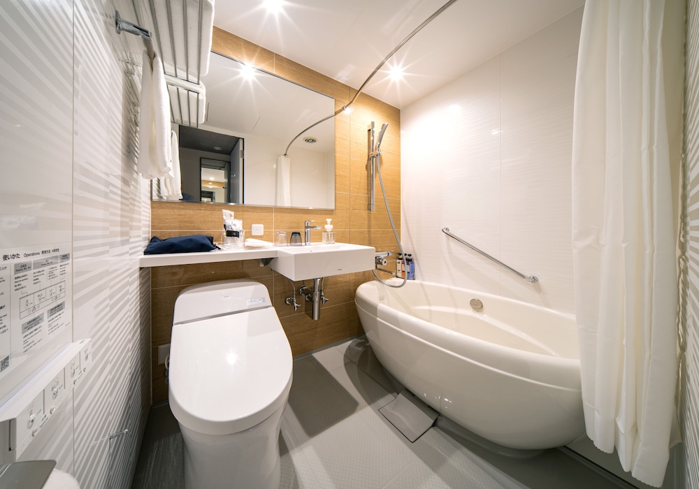 Moderate, Single, Double Bed, Bathtub، DEL style Ikebukuro Higashiguchi by Daiwa Roynet Hotel 2/2