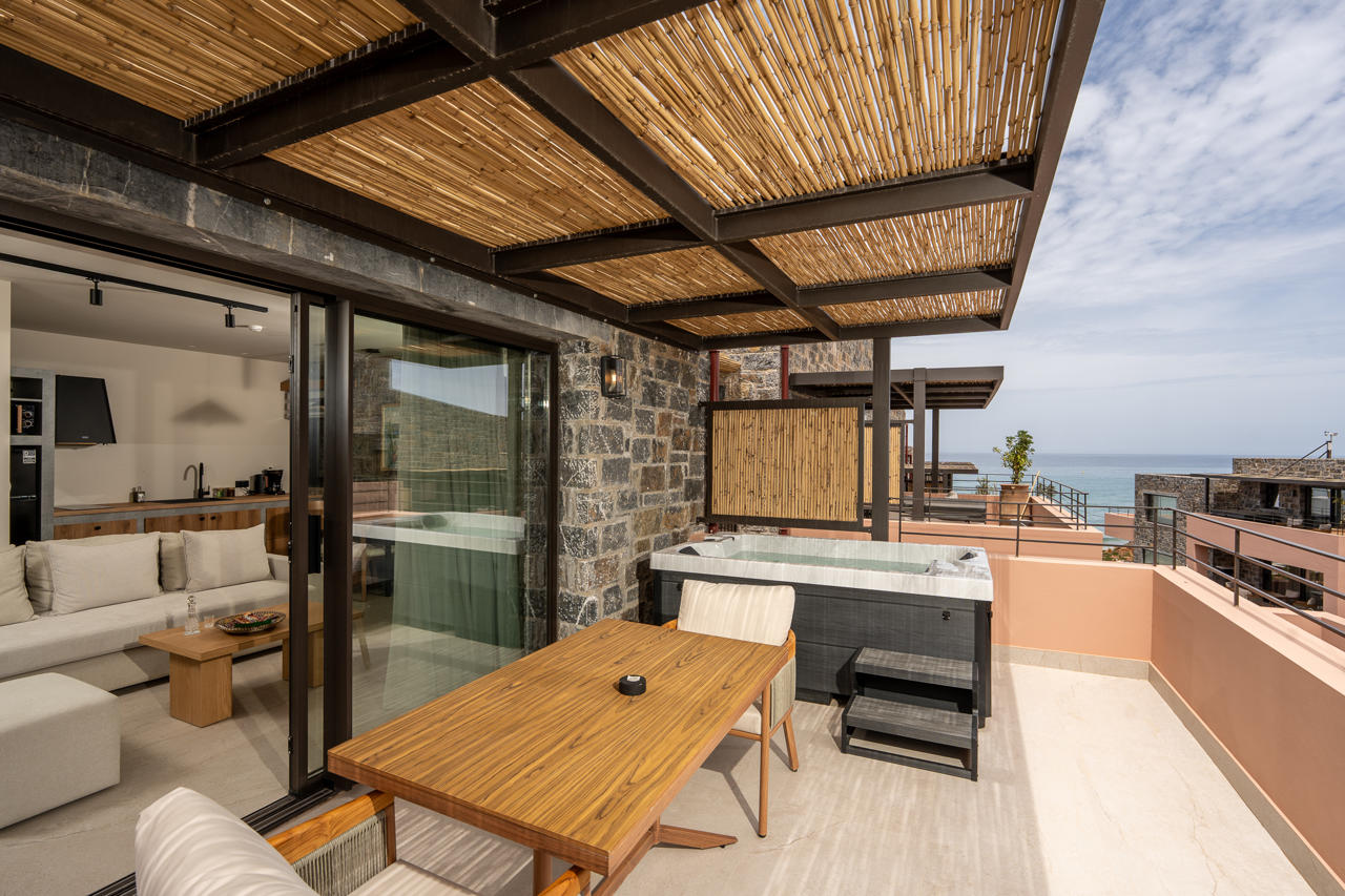 VOLTA Seaside hotel - Adult-only 78/90