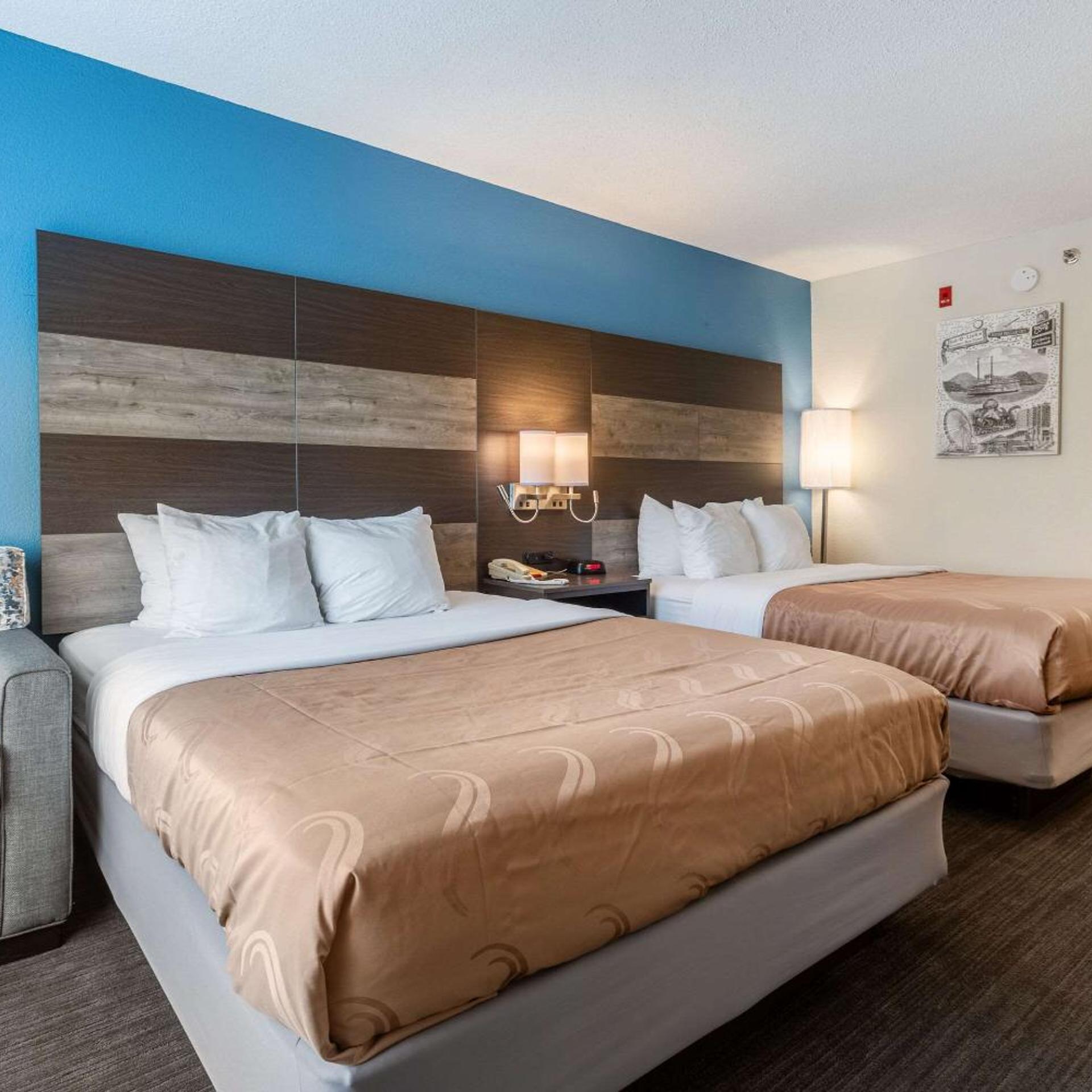 Room, 2 Queen Beds, No Elevator, Top Floor