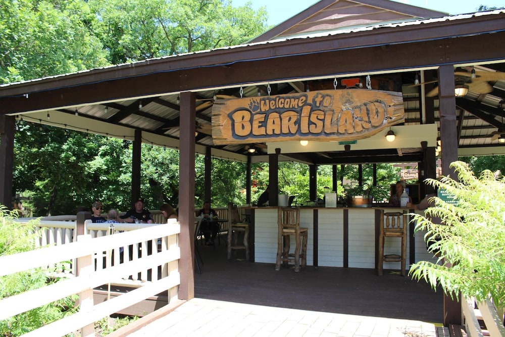 Grand Bear Resort at Starved Rock 2/57