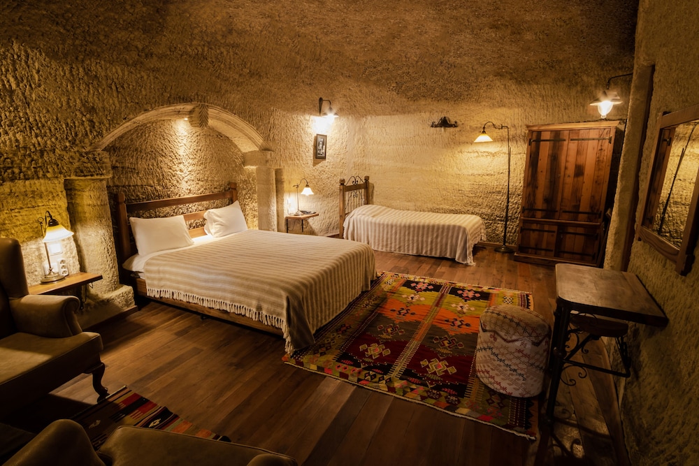 Sultan Cave Suites 22/77