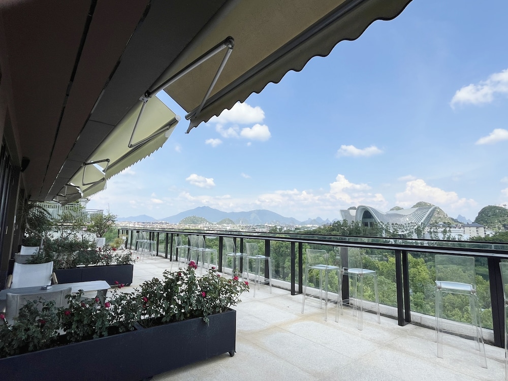 Riverside Wing Hotel Guilin 4/50