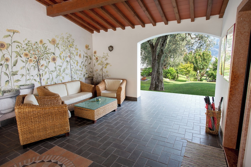 Hotel Residence Alesi 37/50
