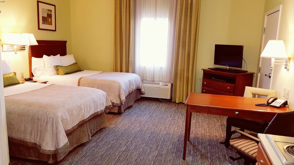 Candlewood Suites Oklahoma City-Moore 14/38