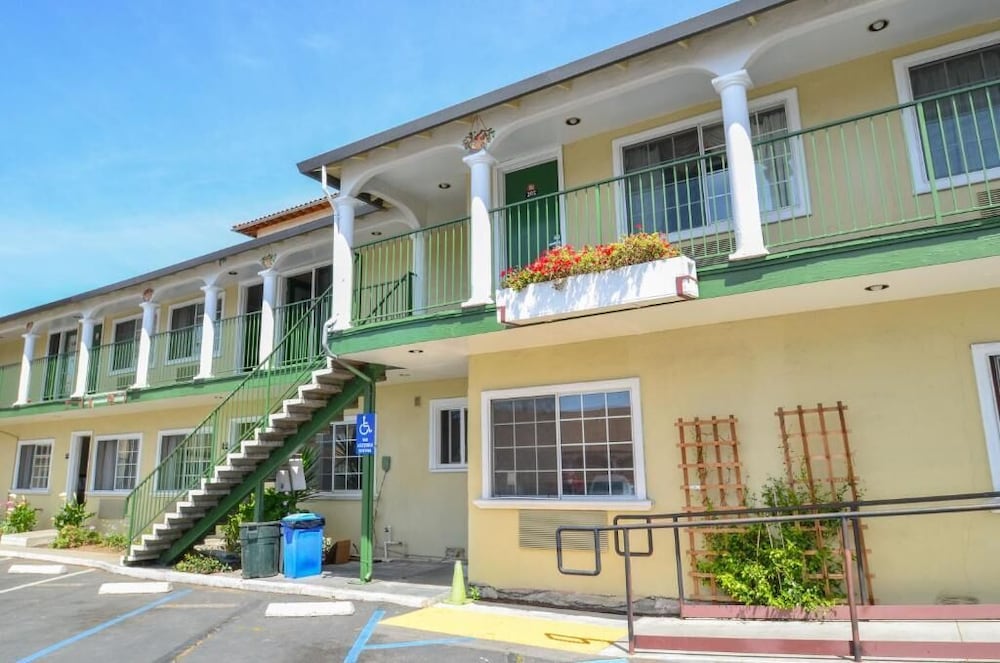 Bay Front Inn Santa Cruz 4/55