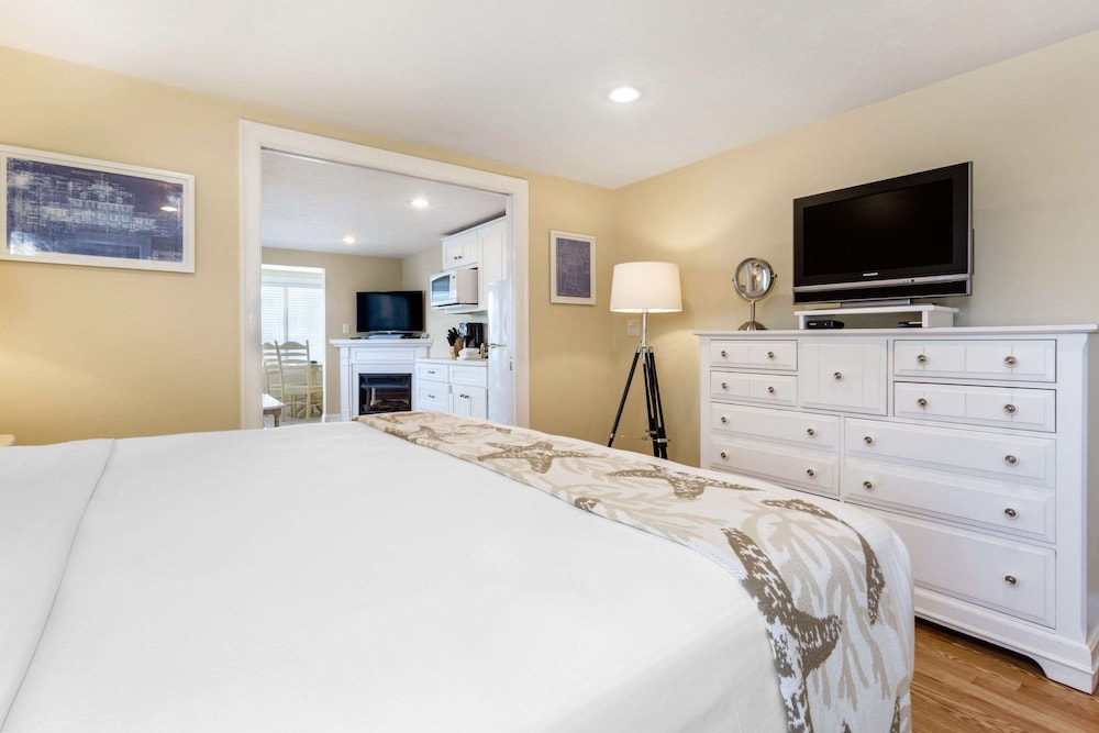 Bluegreen Vacations The Breakers Resort, an Ascend Collection Resort 12/36