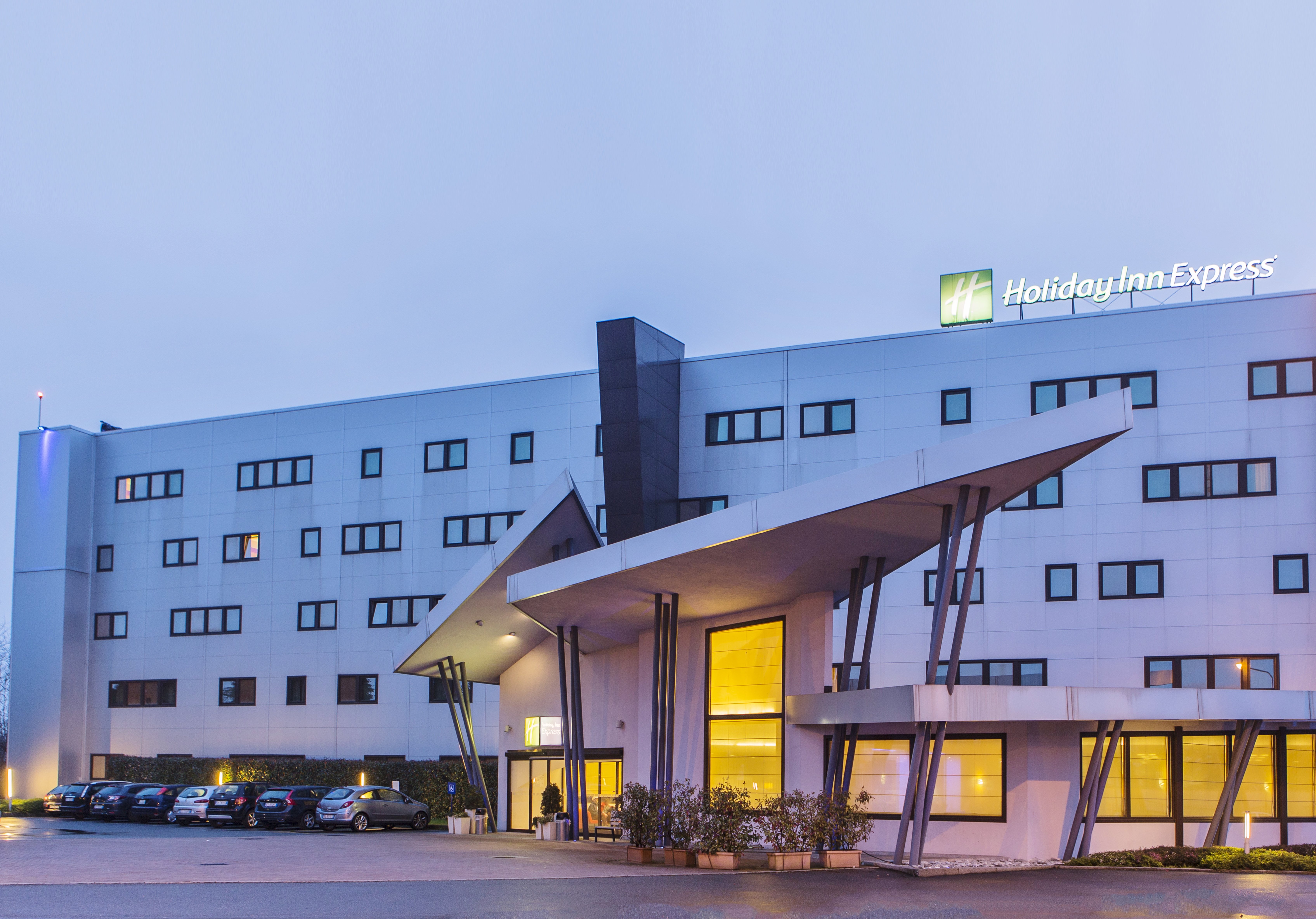Holiday Inn Express Milan Malpensa Airport Hotel 3/71
