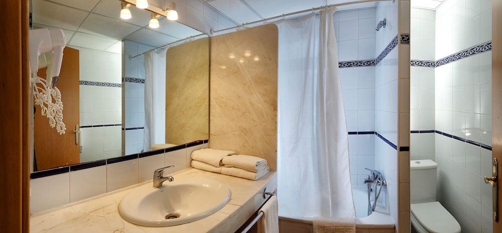 Pins Platja Apartments 24/76