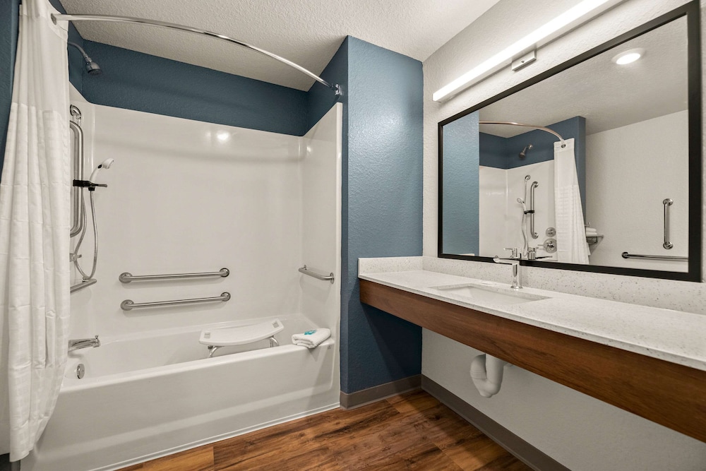 WoodSpring Suites Port Orange - Daytona Beach 15/17