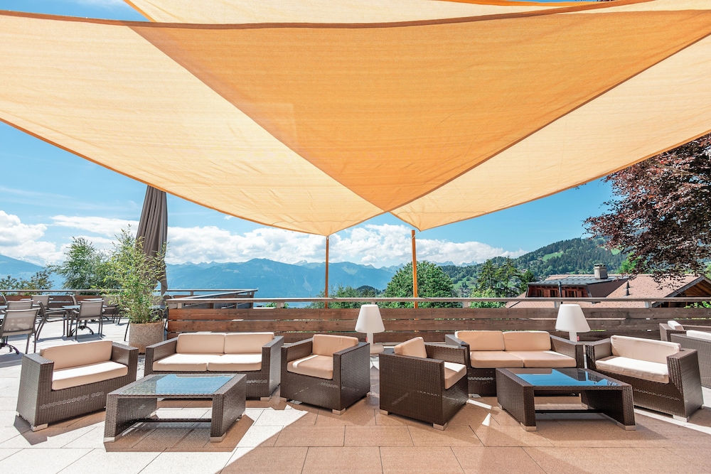 VIU Hotel Villars 35/50