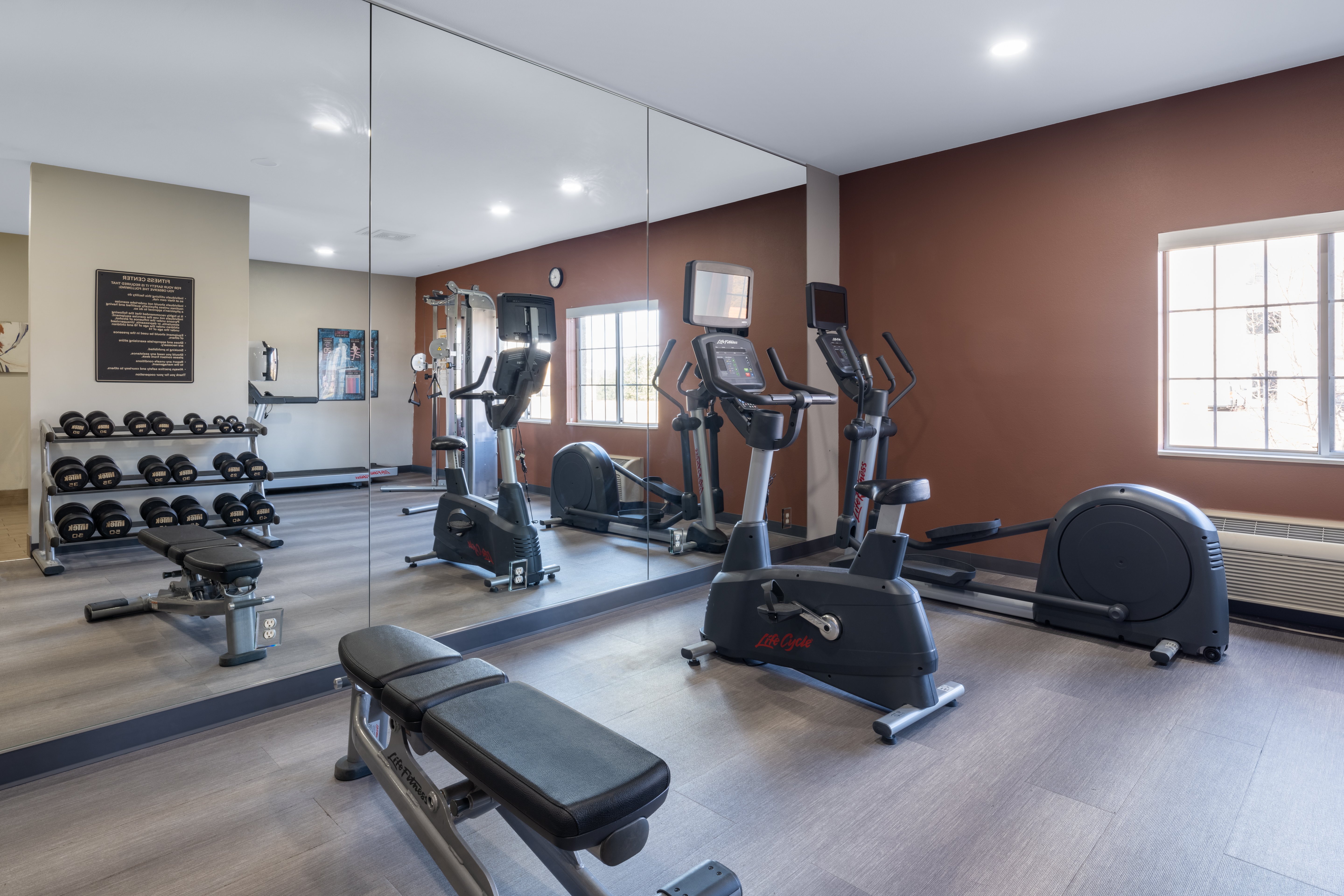 Candlewood Suites Elkhart 15/26