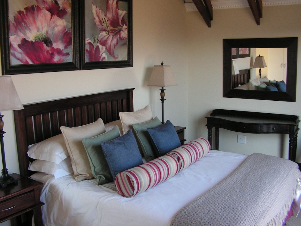 Ama Casa Self Catering Cottages 12/36