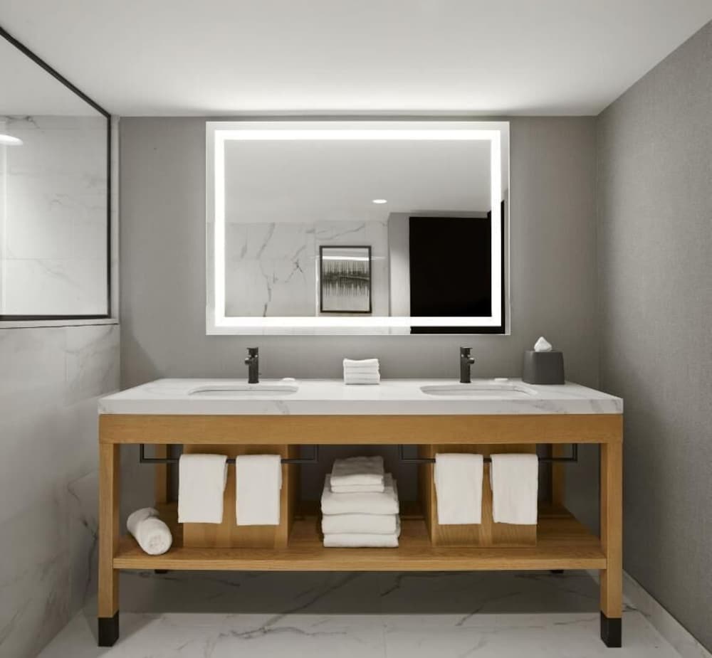Hyatt Place Montreal - Downtown 59/59