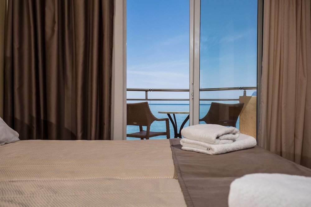 Sunny Bay Hotel 17/67