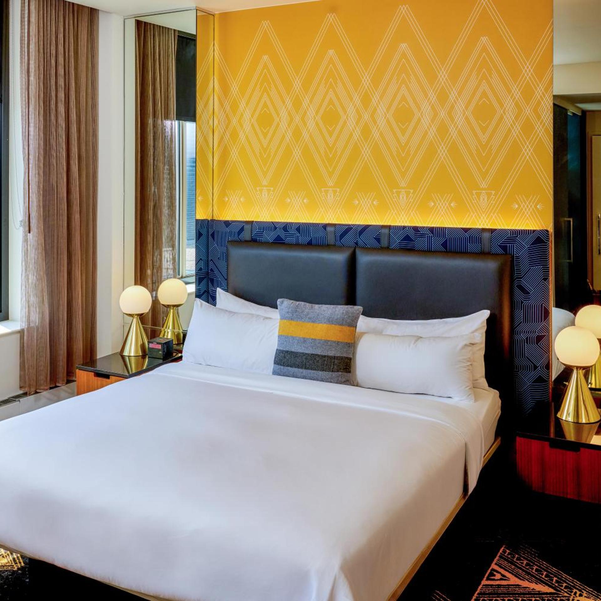 Spectacular, Guest Room, King Bed