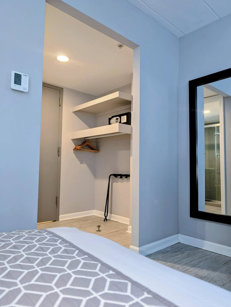 SOHO Suites Atlantic City Beach Block 46/46